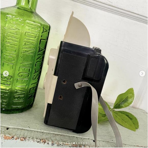 Vintage Imperial Reflex Duo Lens 620 Box Camera Strap Photography 1961 UNTESTED - Picture 6 of 10